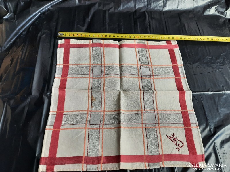 6 db régi monogrammos textil szalvéta 30 x 30 cm