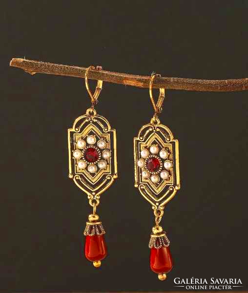 Vintage style red and white pearl earrings 398