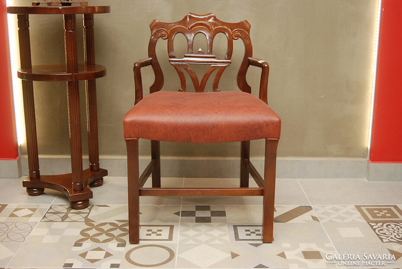 Art deco stílusú karfás szék