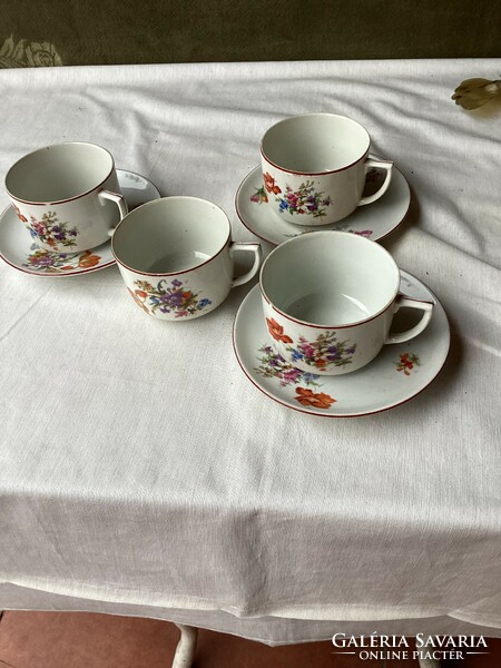 Zsolnay porcelán pipacsos teás csészék.