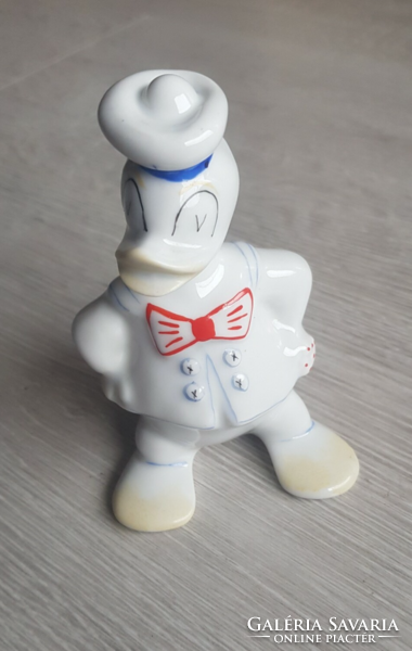 Donald duck porcelain