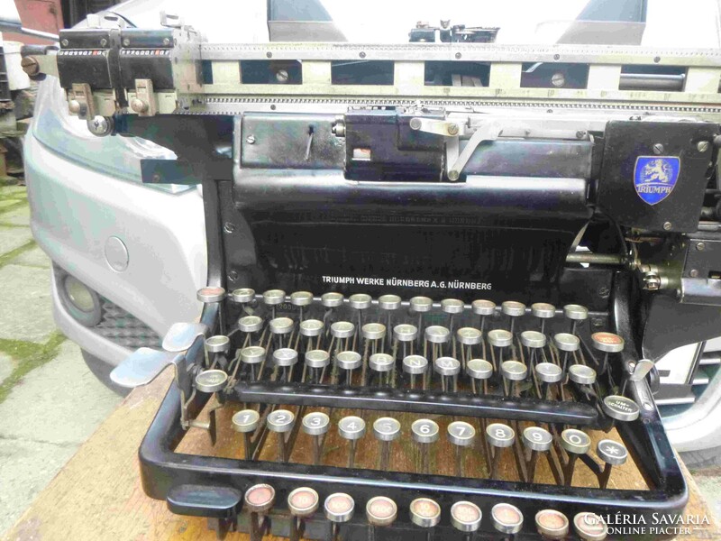 Old triumph typewriter, accountant type