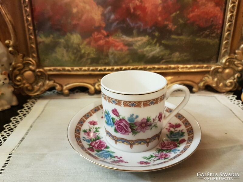 Rózsamintás kávéscsésze  szép állapotban képek szerint jelzett pótlásnak