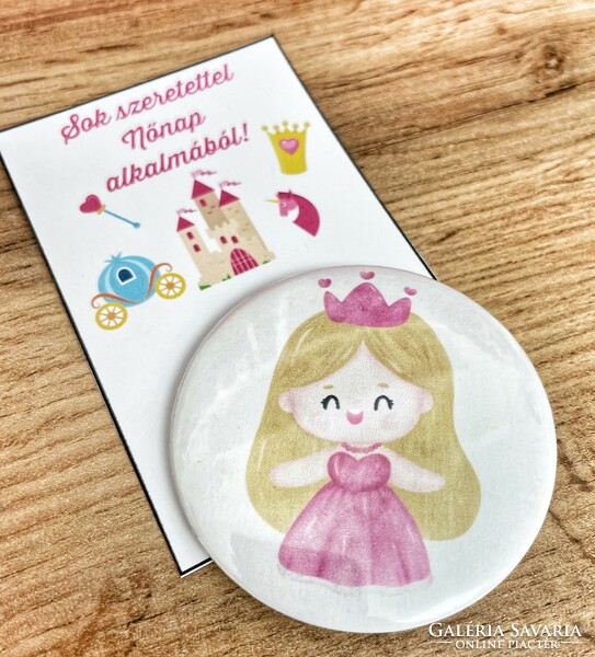 Women's Day gift for little girls - pin - for kindergarten, school or nursery school