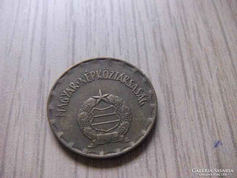 2   Forint      1977      Magyarország