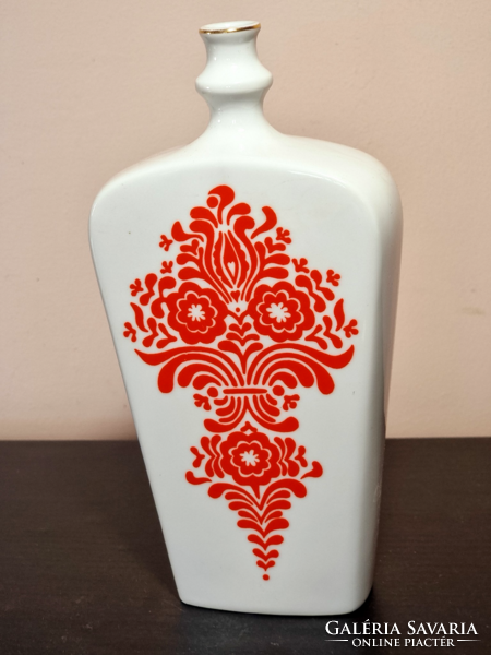 *Alföldi porcelain brandy pslack. Decorated with a red folk pattern.