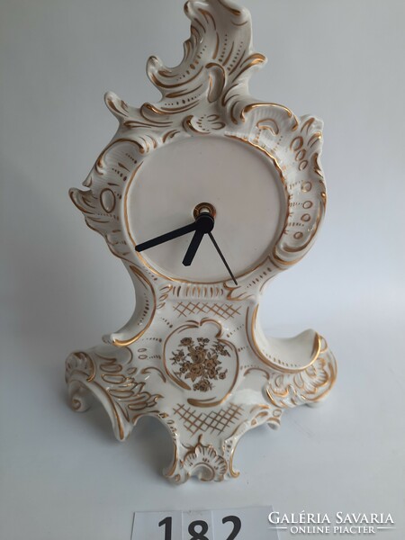 Baroque porcelain sitzendorf mantel clock with gold pattern - with incomplete clock mechanism!
