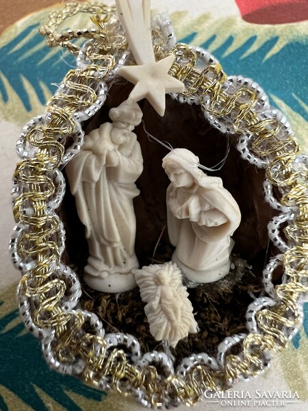 Mini Nativity in a Nutshell Christmas tree decoration
