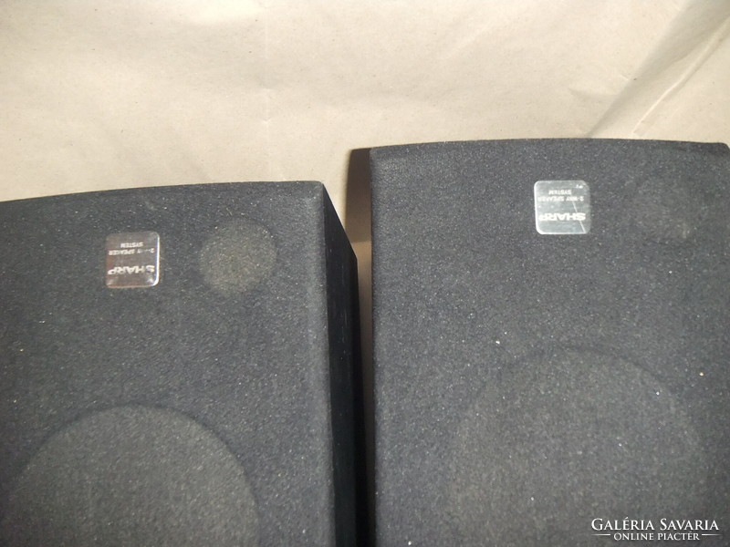 Sharp mini hifi + 2 speakers in working condition (for collectors)