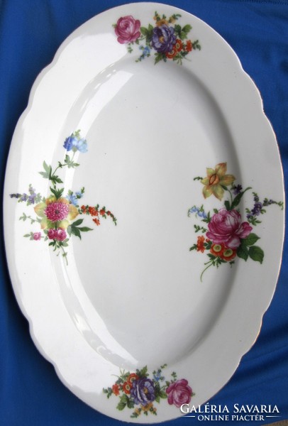 Régi csehszlovák virágmintás porcelán tál, jelzett 40 x 27,3 cm.