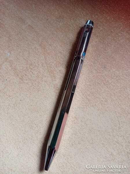 Four colored ballpoint pen.