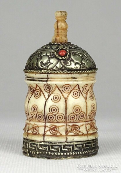 1Q710 old small oriental bone storage jar opium storage jar with spoon
