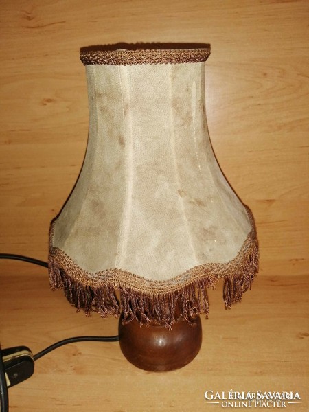 Retro ernyős fa lábú asztali lámpa 5,5 méteres kábellel