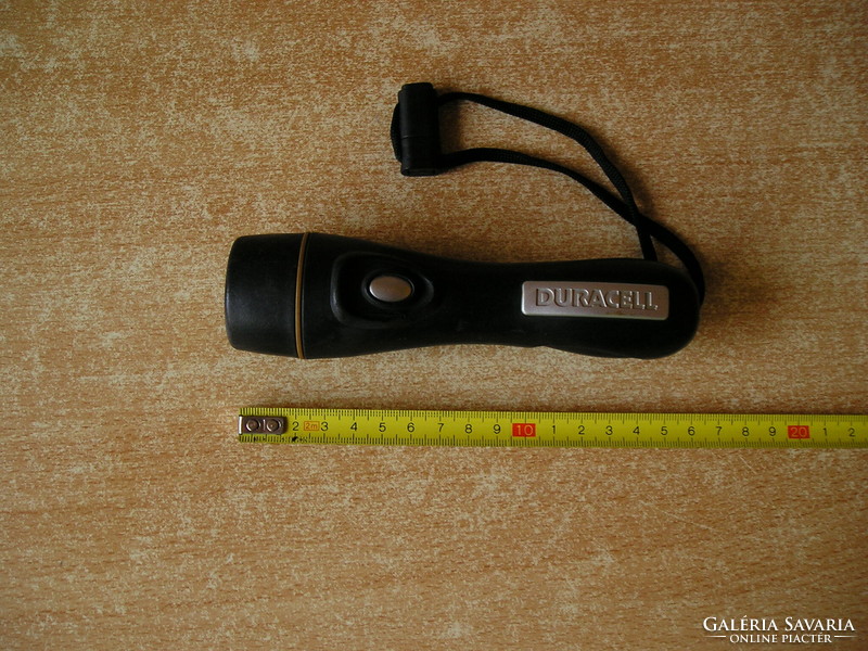 Duracell traditional (incandescent) flashlight - 15.5 cm.