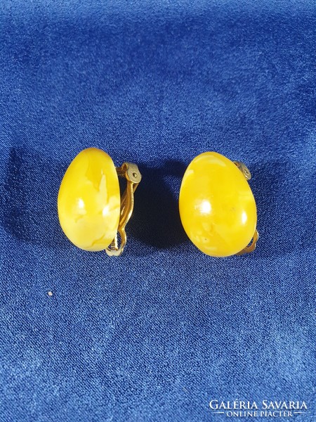 Russian gilded amber clip