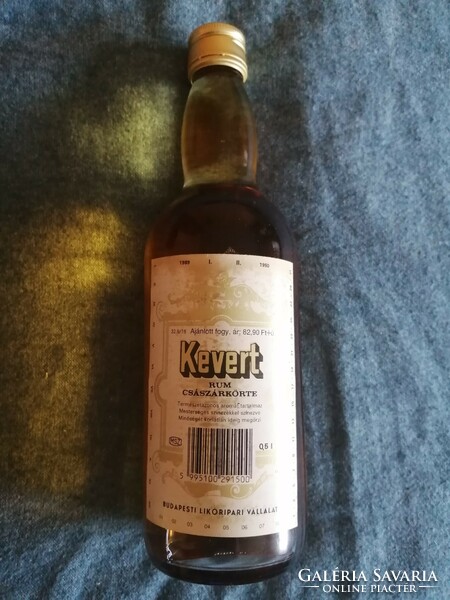 Budapest liquor industry company. Mixed (rum-pear) 0.5 L. Unopened!!