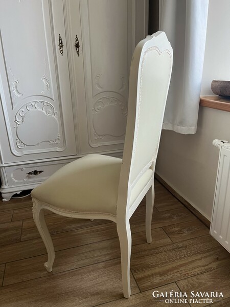 Restauralt neobarokk szék