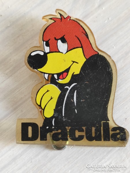 Pif Dracula retro badge