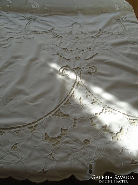 168 X 168 cm cotton, ribbon appliqué tablecloth, tablecloth.