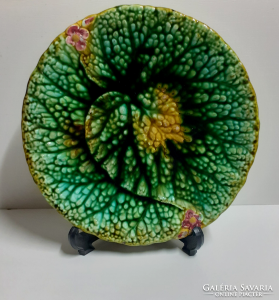 Old marked majolica plate