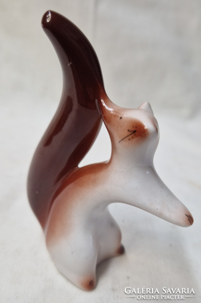 Porcelán art deco stílusú mókus eladó