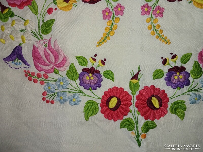 Embroidered small pillow cover