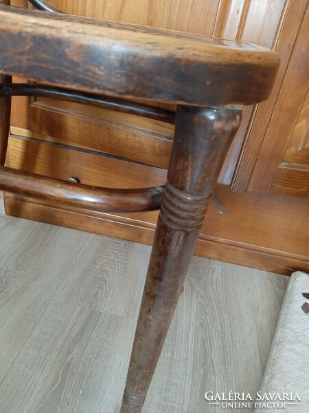 A curiosity! Marked mundus chair in incredibly rare and beautiful condition