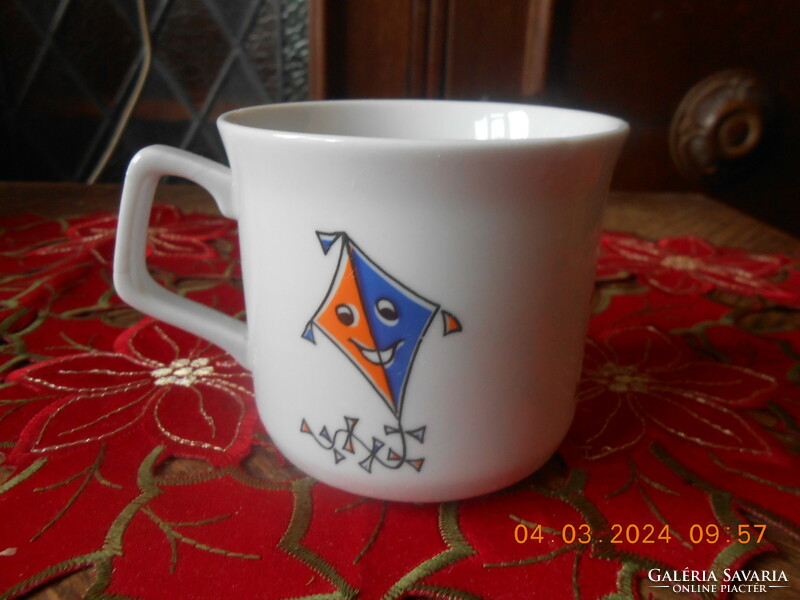 Zsolnay children's mug i