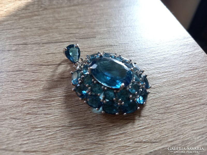 London topaz heat-treated gemstone pendant in a silver setting