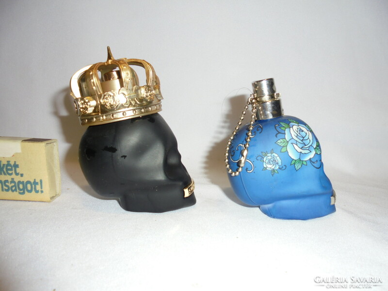 Police parfümös üveg - két darab együtt - koponya