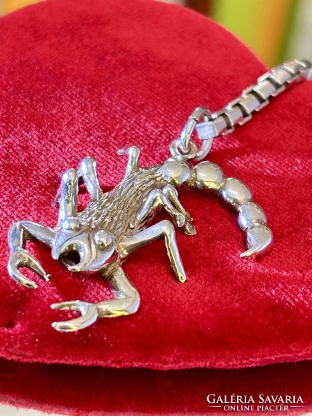 Silver scorpion keychain