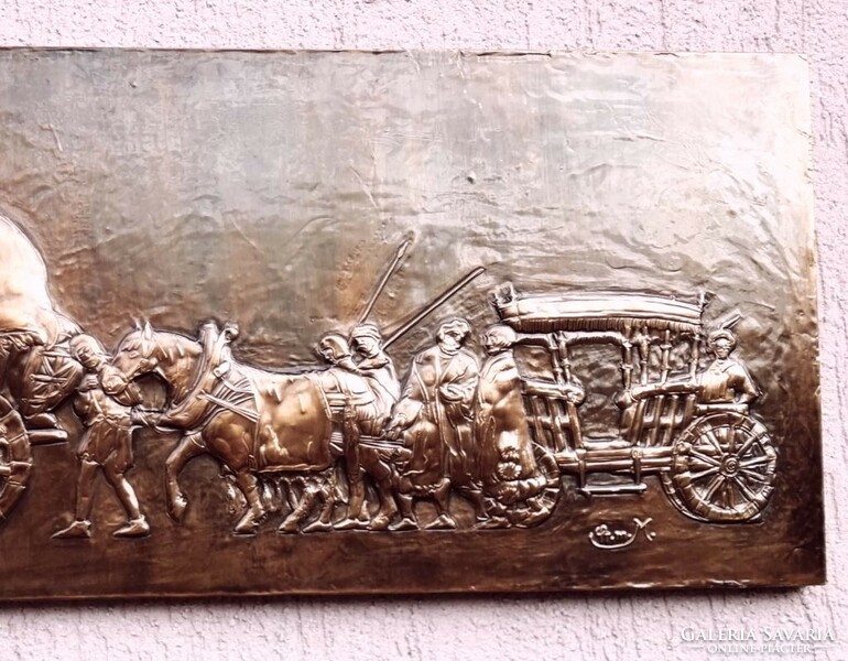 Antique copper relief table picture. Itinerant merchants in the xvi. From the century