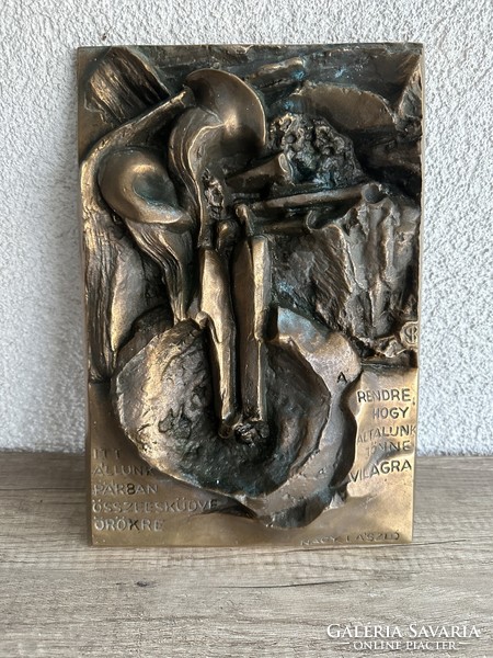 Balás Eszter 1947 bronzszobor Nagy László idézettel