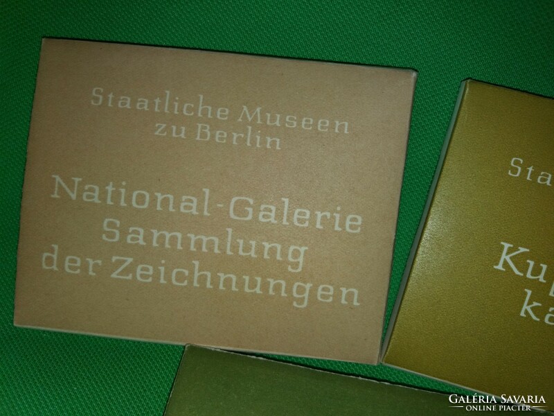 Gyűjtői csemege !1950 cca évek a Berlini Múzeum ismertető emlék szuvenírboltos fénykép gyűjteménye