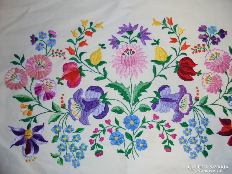 Kalocsa embroidered decorative pillow