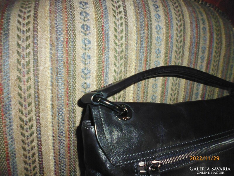 Mcm women's premium genuine leather bag ..