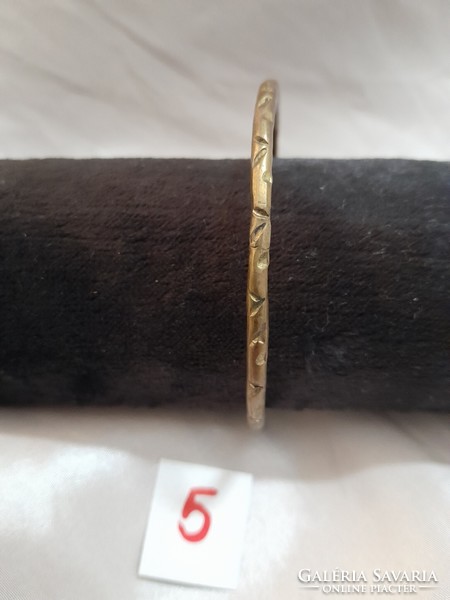 Copper vintage bracelet. 5.9 X 0.4 cm.