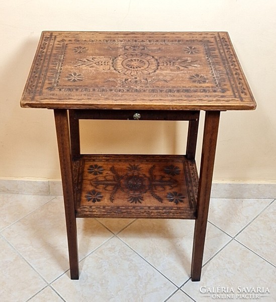 Sale!!! :) Antique/vintage wooden side table / with drawer - decorated with carvings