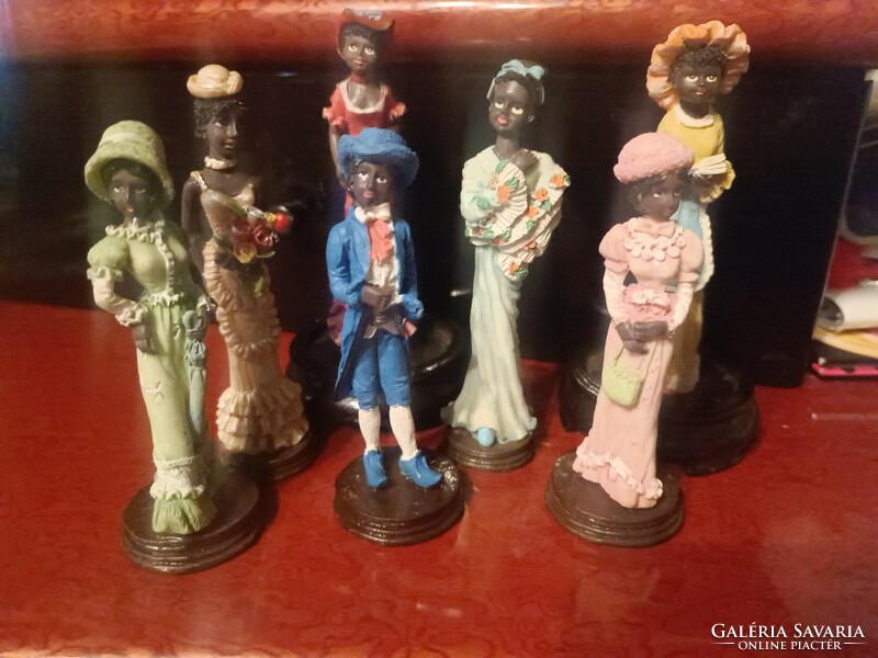 Vintage műgyanta figurák
