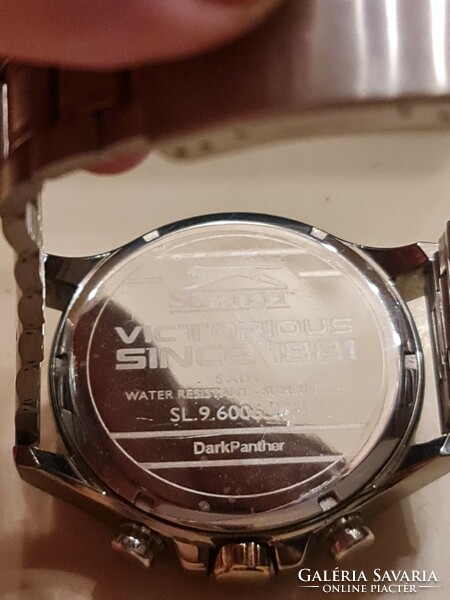 From the Slazenger men's watch collection