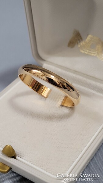 (4) 14 K arany jegygyűrű, karika gyűrű 4,49 g