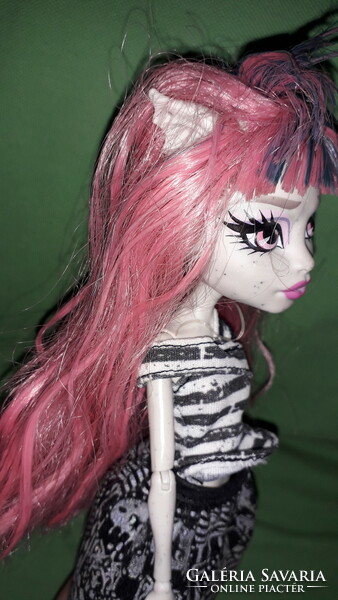 Original mattel - monster high barbie doll, flawless, terrifying beauty according to the pictures 4.