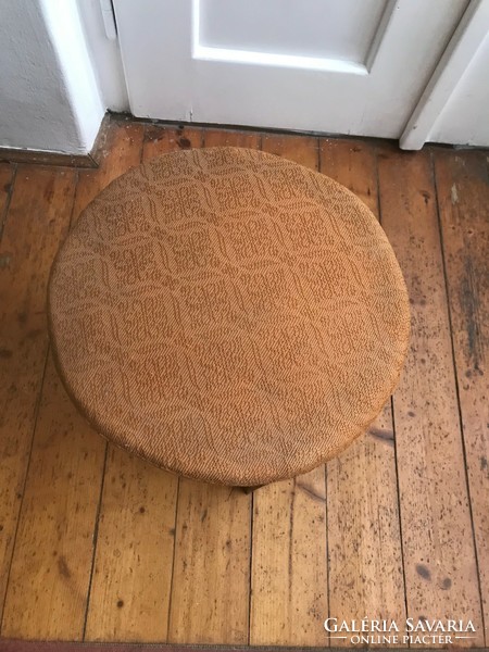 Retro seat/pouf, xx. Around the center of Szd. In good condition. Size: 44 cm high and 34 cm in diameter.