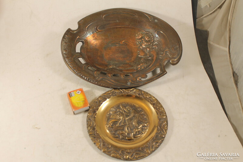 Bronze wall plate, bronzed centerpiece 290