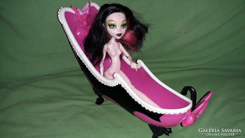 Original mattel - monster high barbie doll room furniture scary bathtub with doll 30x20cm according to the pictures