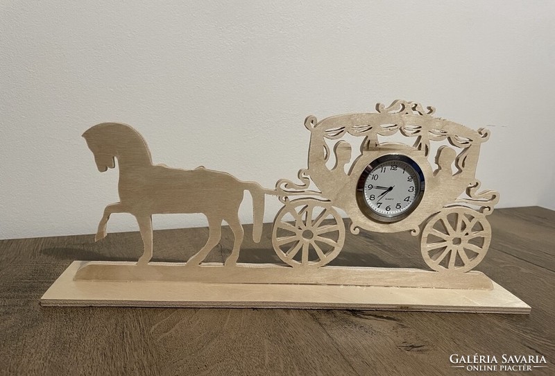 Carriage table clock