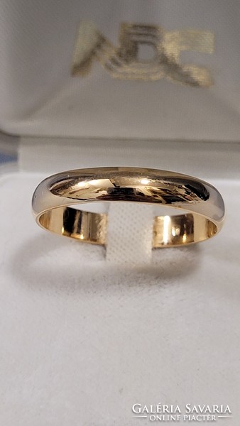 (3) 14 K arany jegygyűrű, karika gyűrű 4,19 g