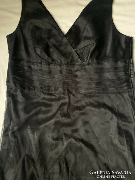 Fekete, tüllel borított Monsoon ruha 18-as