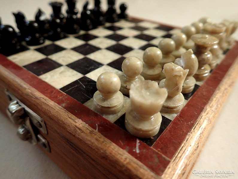 Rare Vintage Marble Mini Traveling Wooden Chess Set Dummy Figure Board Chess Figure Chess Dummy Chess Board