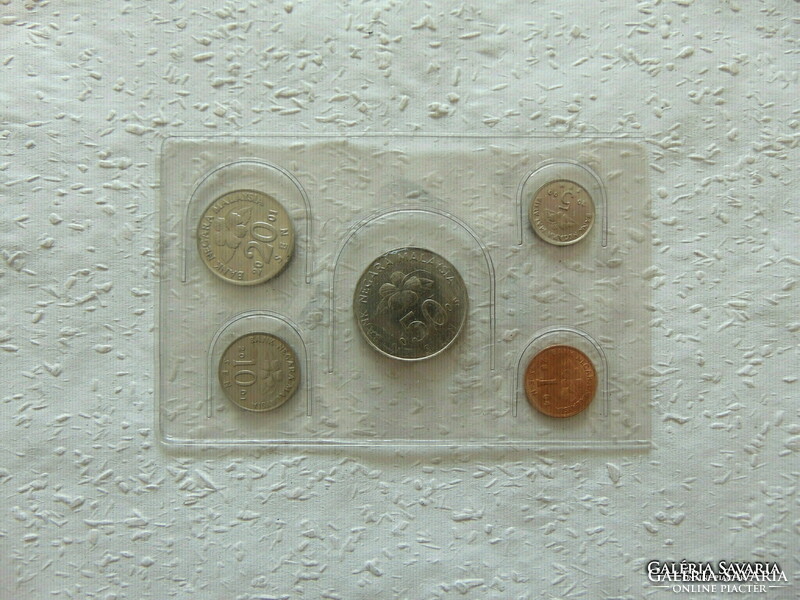 Malajzia 5 darab érme műanyag bliszterben